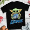 Baby Yoda Hug Detroit Lions T-Shirt For Fans Baby Yoda Hug Detroit Lions T Shirt For Fans