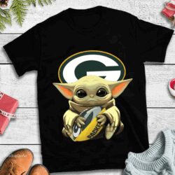 Baby Yoda Hug Green Bay Packers T-shirt For Fans
