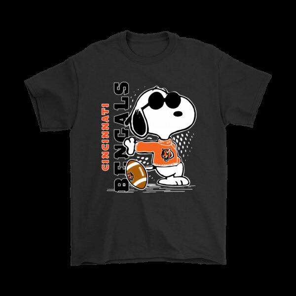 NFL Cincinnati Bengals T shirt Joe Cool Snoopy