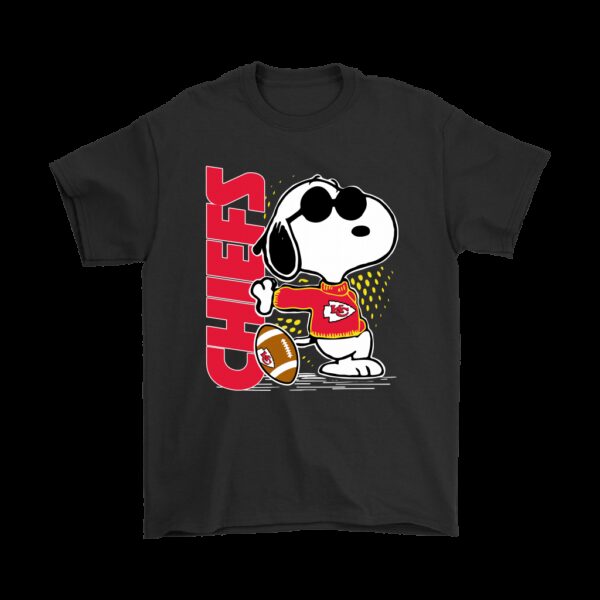 NFL Kansas City Chiefs T shirt Joe Cool Snoopy