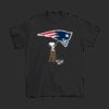 NFL New England Patriots T-shirt Snoopy Paints The Logo NFL New England Patriots T shirt Snoopy Paints The Logo