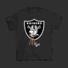 NFL Oakland Raiders T-shirt Snoopy Paints The Logo NFL Oakland Raiders T shirt Snoopy Paints The Logo
