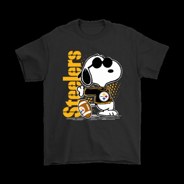 NFL Pittsburgh Steelers T shirt Joe Cool Snoopy