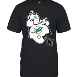 Snoopy And Woodstock Resting On Miami Dolphins Helmet T-shirt For Fans
