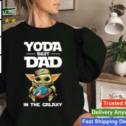 Yoda-Best-Dad-In-The-Galaxy-Miami-Dolphins-Football-Nfl-Sweatshirt