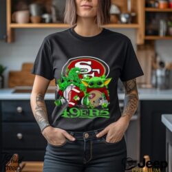NFL San Francisco 49ers St Patrick?s Day T Shirt Special Gomes Baby Yoda St Patricks Day Shirt