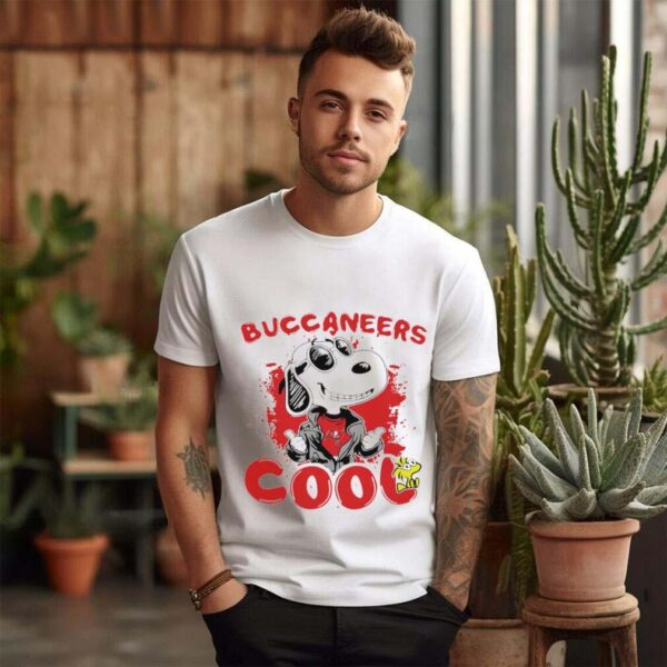 Happy Snoopy cartoon Tampa Bay Buccaneers cool logo 2024 shirt