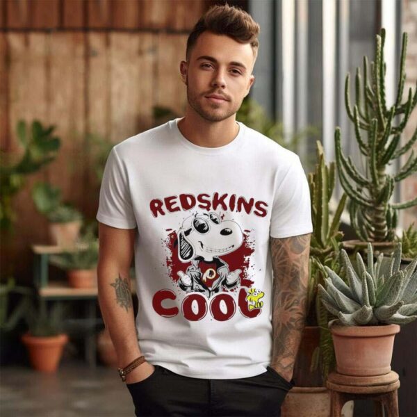 Happy Snoopy cartoon Washington Redskins cool logo 2024 shirt