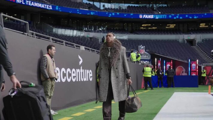 Top NFL Fits & Fashion Justin Jefferson, DeVonta Smith Voted Best-Dressed Players of Week 5 — Highlighting Standout Tunnel Looks Across the League